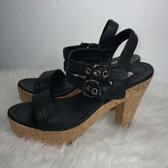 🍒MIU MIU HEELS - Picture 3 of 10